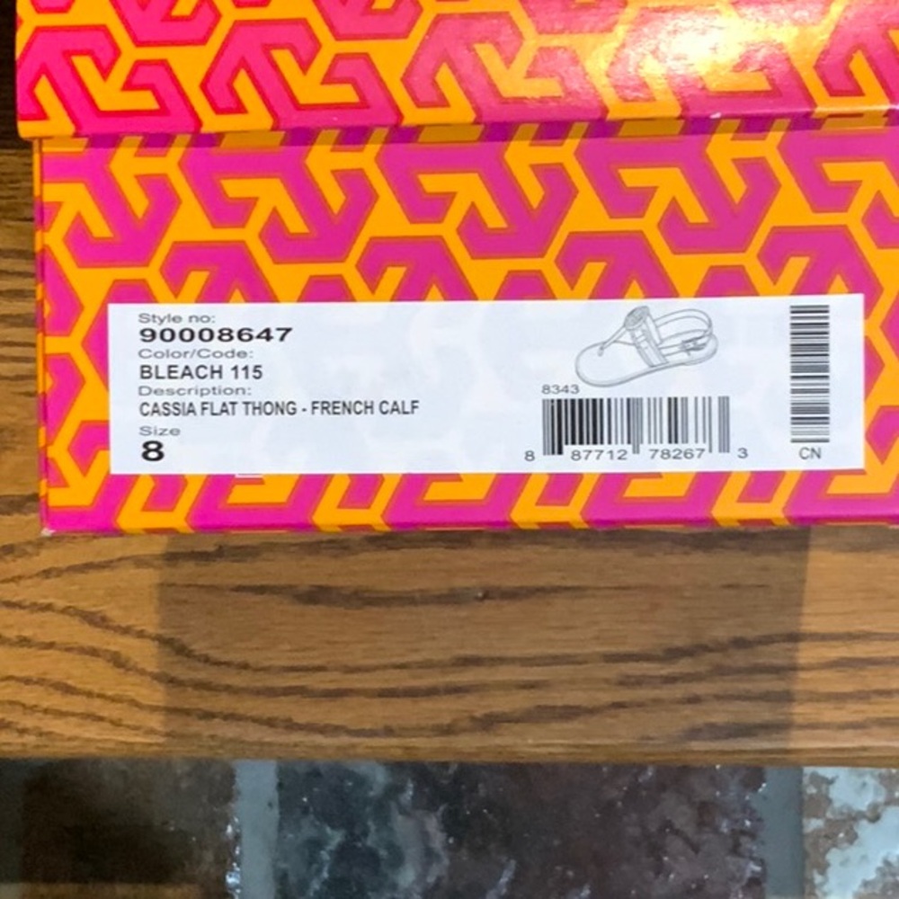 Tory Burch White and Brown Thong Sandals - Picture 6 of 6